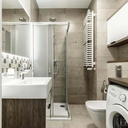 Lejlighed Wola Jana Kazimierza, Wi-fi, Klima, Parking, Balkon, 29m2 *