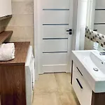 Apartment Wola Jana Kazimierza, Wi-fi, Klima, Parking, Balkon, 29m2 *