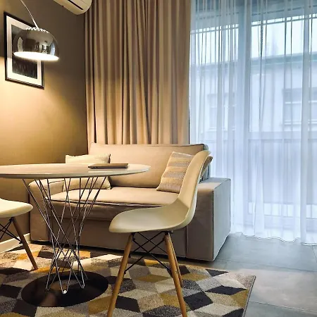 Apartament Wola Jana Kazimierza, Wi-fi, Klima, Parking, Balkon, 29m2 Warszawa