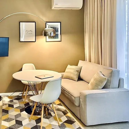 Wola Jana Kazimierza, Wi-fi, Klima, Parking, Balkon, 29m2 Warsaw
