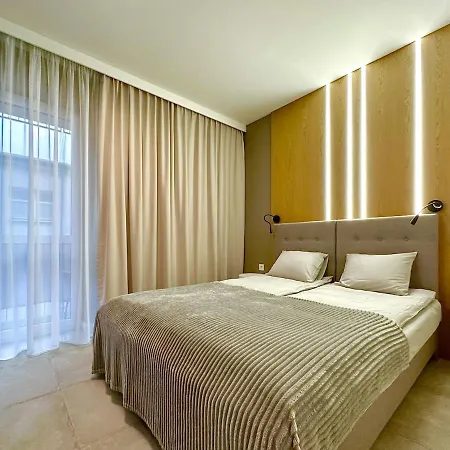 Wola Jana Kazimierza, Wi-fi, Klima, Parking, Balkon, 29m2 Apartament *